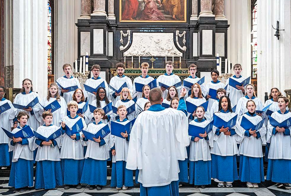 Het Kathedraalkoor onder leiding van Sebastiaan van Steenberge is op zoek naar zangers tussen acht en veertien jaar. 
