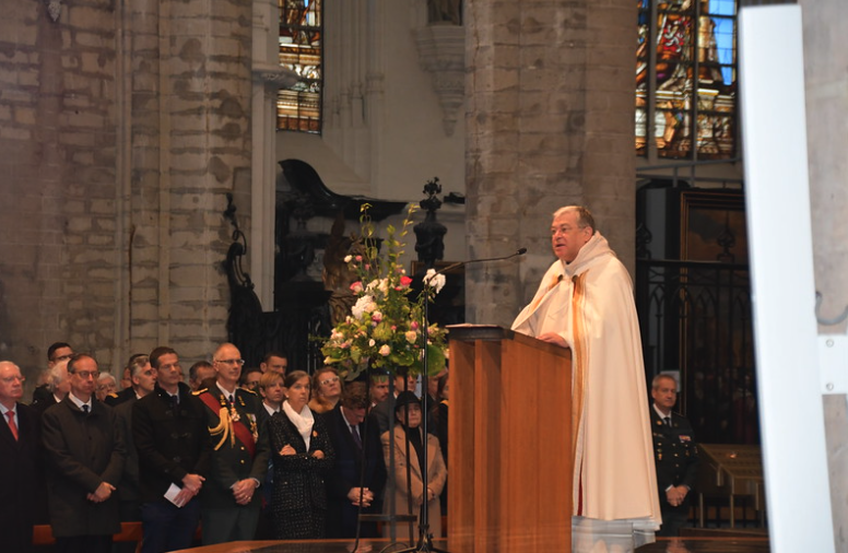 Benoît Lobet, deken van Brussel-Centrum en pastoor van de kathedraal.