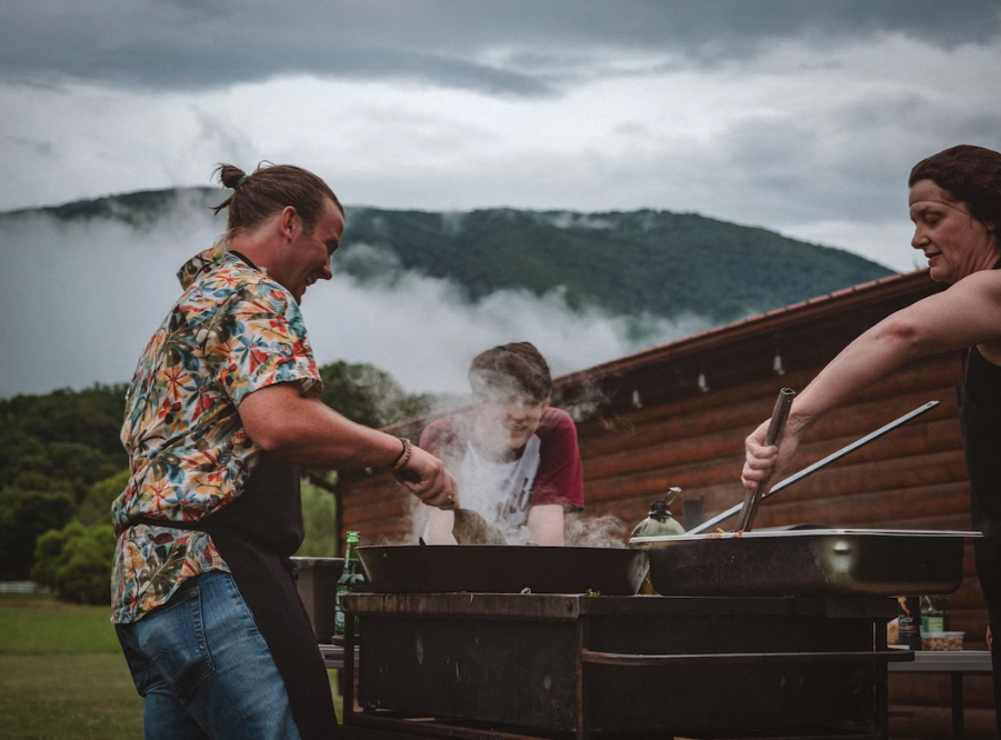 'Het valt op omdat BBQ nog een van de laatste restanten is van typisch mannelijke bezigheden in en om het huis.'