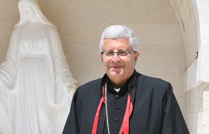 Mgr. Selim Jean Sfeir, de eerste die paus Franciscus morgen om vier uur op Cyprus verwelkomt