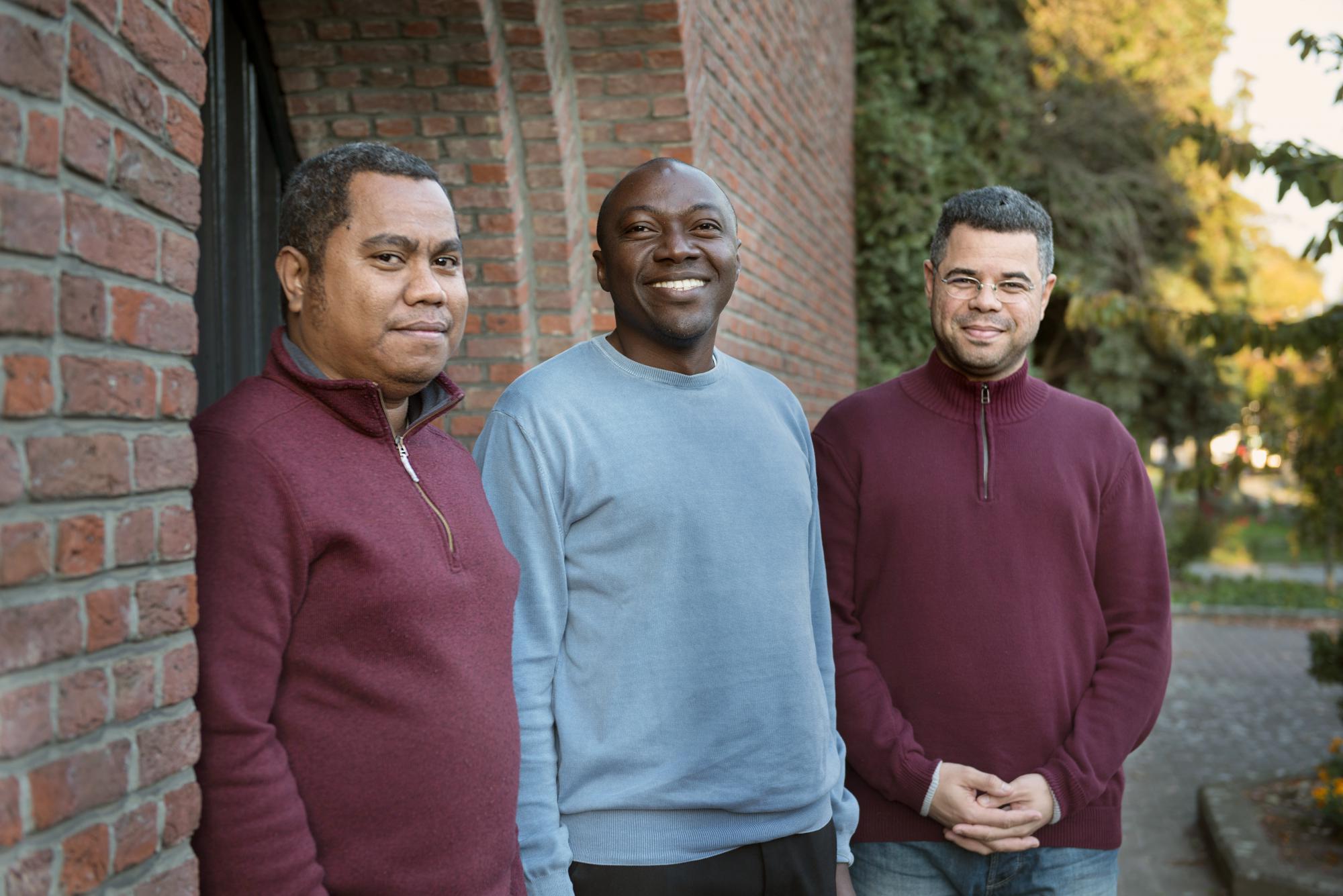 Thomas Hendrikus (helemaal links) samen met zijn confraters-scheutisten, Ghislain Toussé Mouafo en Fabio De Souza Teixeira