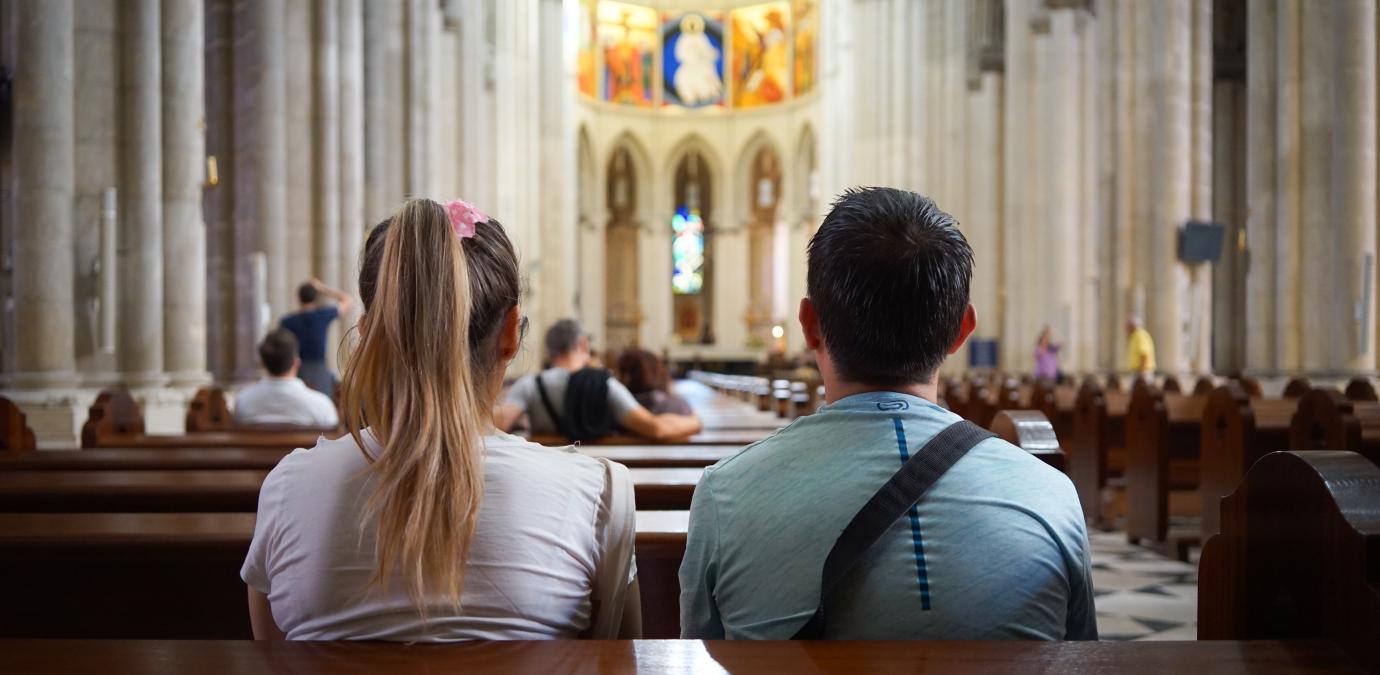 De auteurs van 'Samen Jong' geloven dat de Kerk ook voor jonge mensen nog potentieel heeft