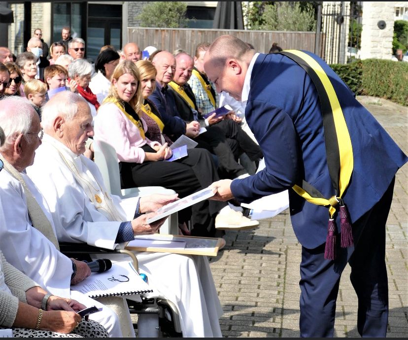 Pastoor Vital Orolé werd in Diegem gehuldigd als ereburger.