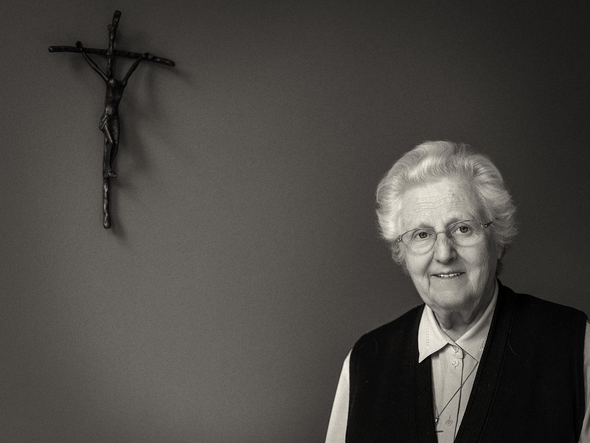 Zuster Hilda Van Holst