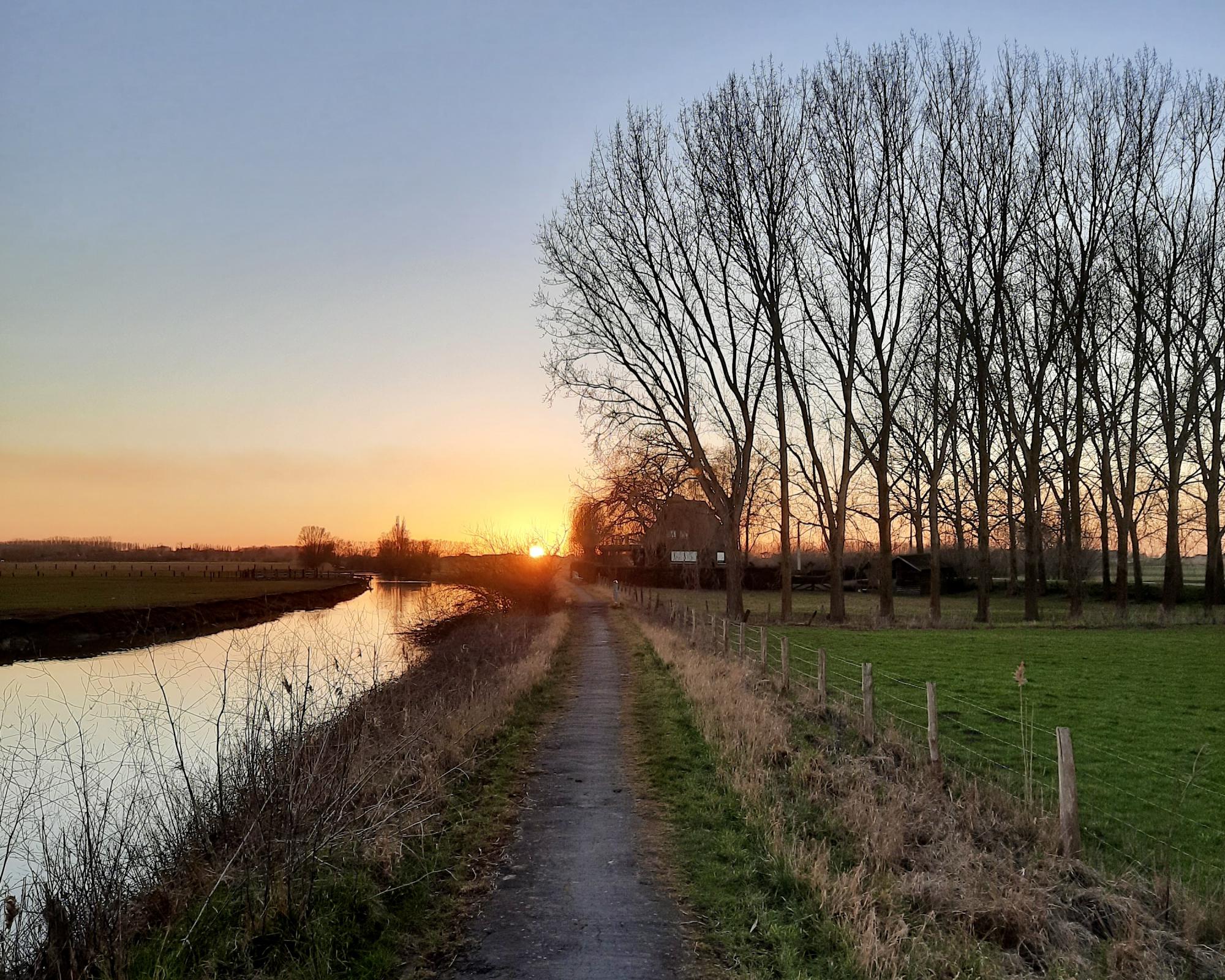 Zicht op De Fintele in Pollinkhove.