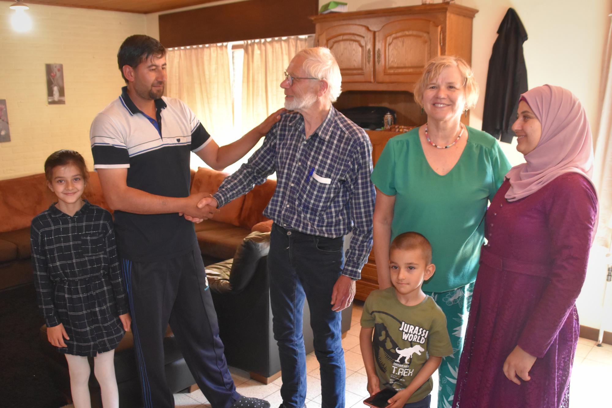 De familie Al Jasem met Janke Bos en Jos Ceyssens uit Oudsbergen. 