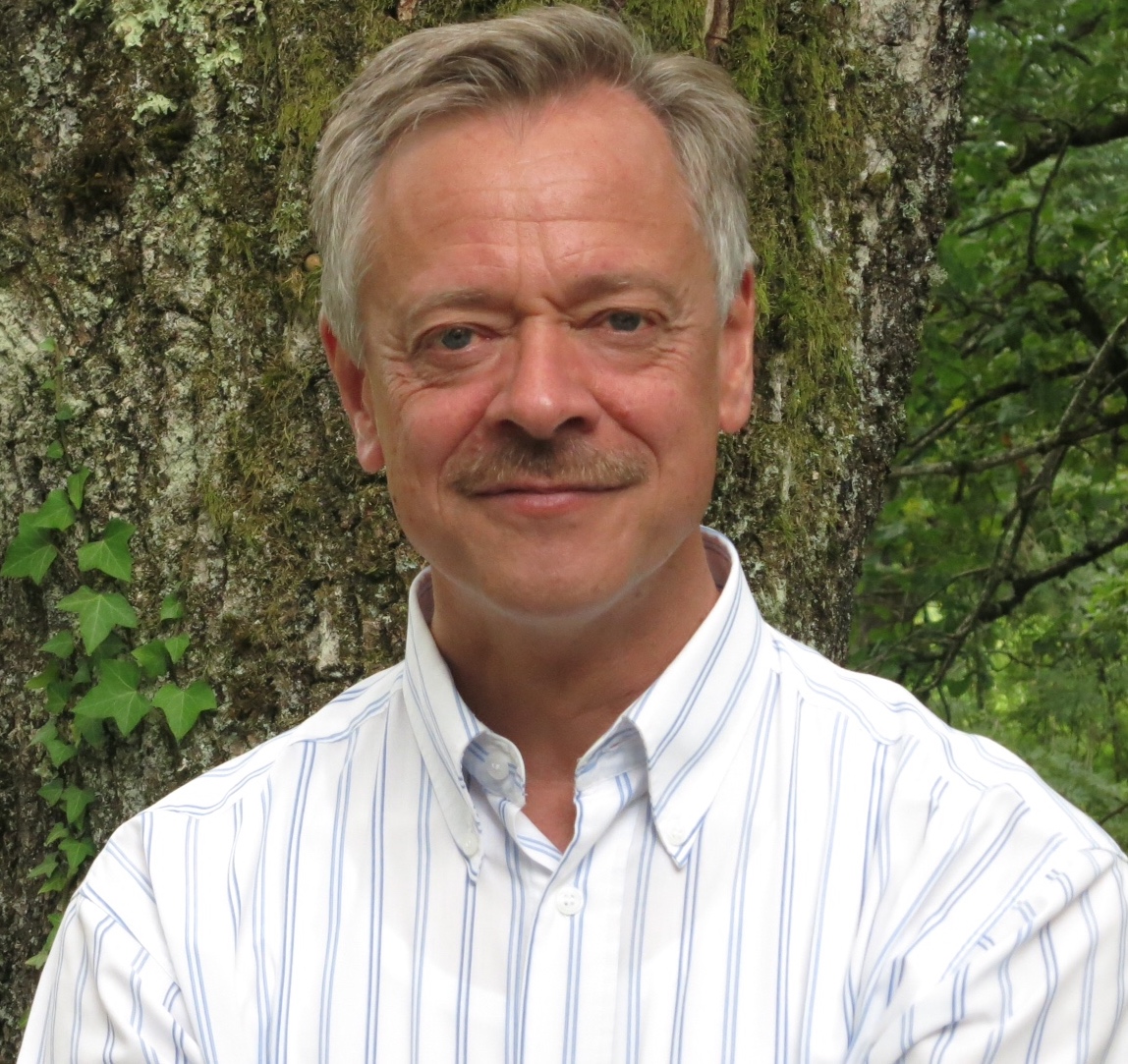 Jean Bastiaens is Bijbelwetenschapper en directeur van Bijbelhuis Zevenkerken.