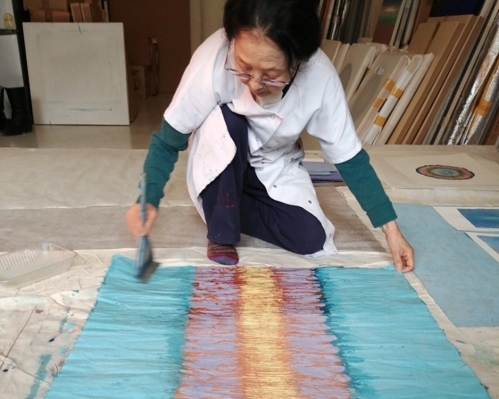 Bang Hai-ja in haar atelier