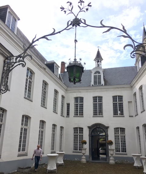 Het Huis Cadix in Mechelen