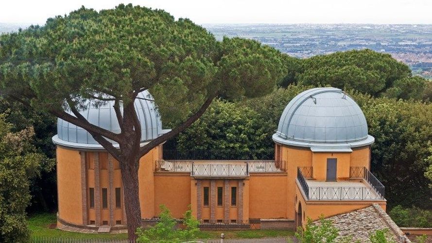 La Specola, zoals het Vaticaans Observatorium op Castel Gandolfo in het Italiaans liefkozend genoemd wordt