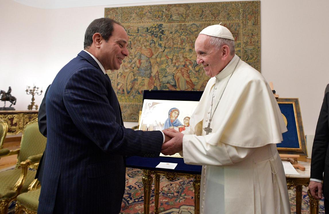 Paus Franciscus te gast bij president al-Sisi