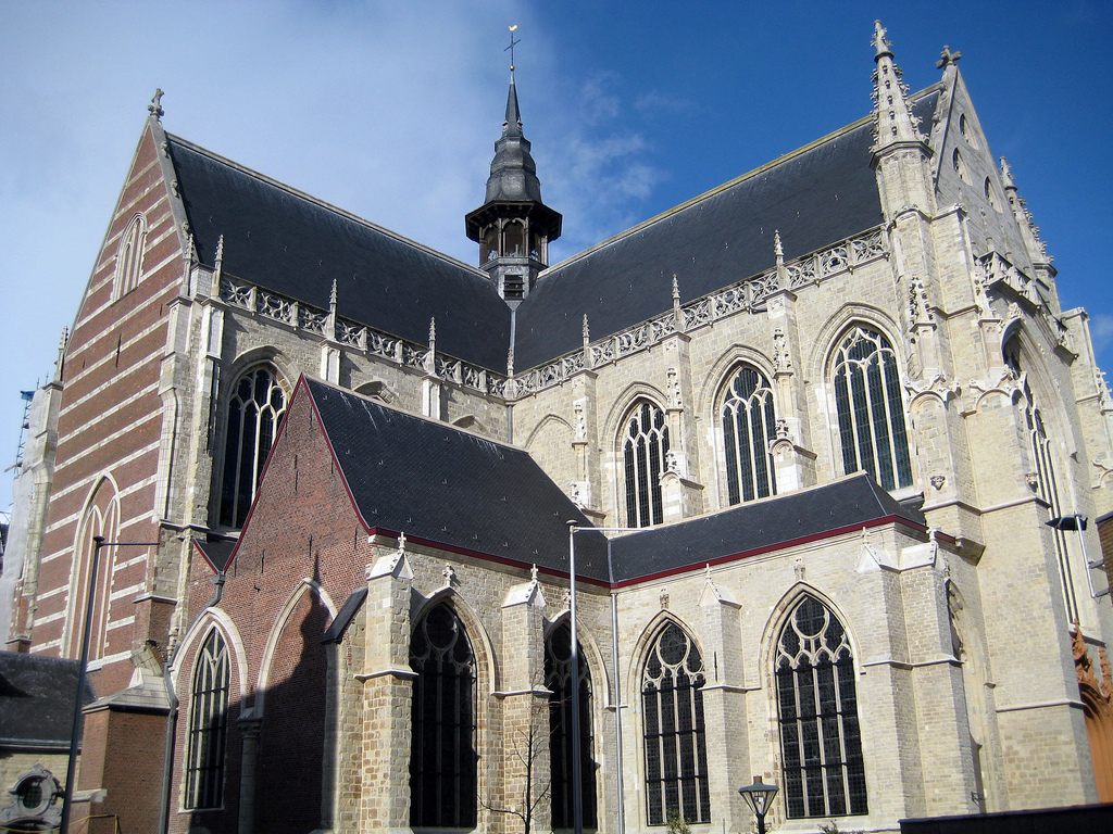 De Sint-Martinuskerk in Aalst