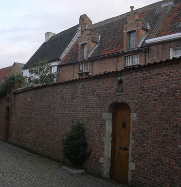 Acht zaligheden in Begijnhof van Mechelen