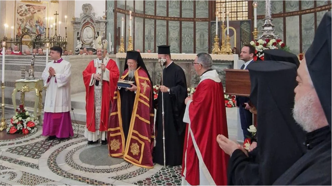 De oecumenische patriarch in Salerno