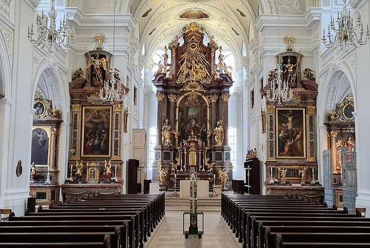 De Sankt Oswaldkerk in Traunstein