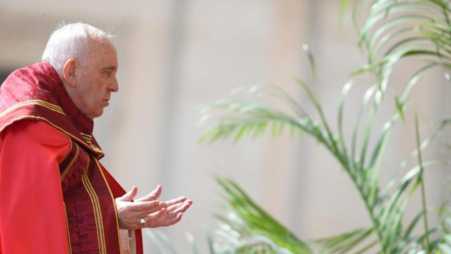 Paus Franciscus vierde Palmzondag op het Sint-Pietersplein