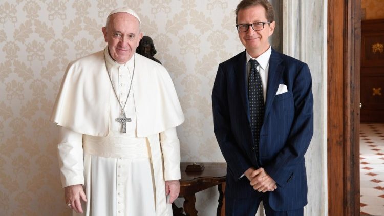 Paus Franciscus met Alessandro Cassinis Righini