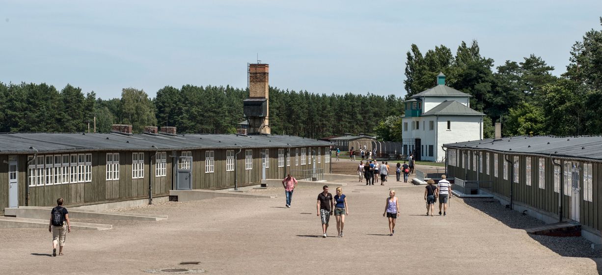 Volgens schattingen vonden 200 Jehova’s getuigen de dood in Sachsenhausen