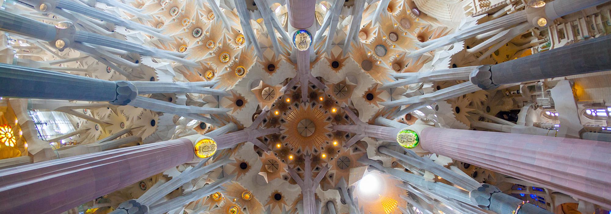 Interieur van de Sagrada Familia