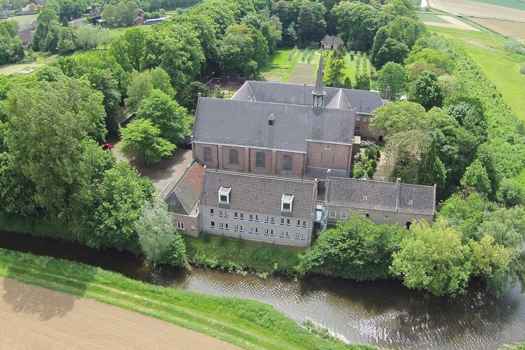 Het Emmausklooster in Velp