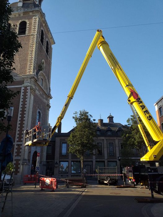 Werkzaamheden aan de toren van de Virga Jesse