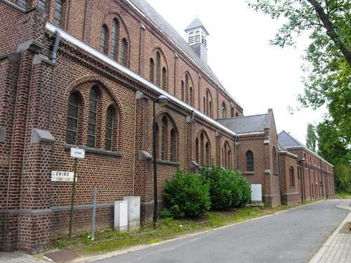 De geklasseerde kerk van het passionistenklooster