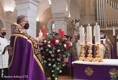 Pater Patton bij de start van de Advent in Bethlehem