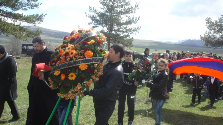 Nationale rouw in Armenië, waarbij de slachtoffers van de gevechten met Azerbeidzjan worden herdacht