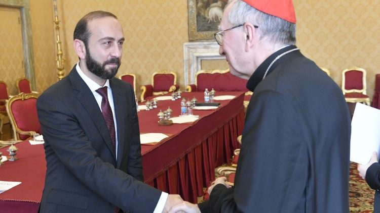 Staatssecretaris Parolin met de Armeense minister van Buitenlandse Zaken Ararat Mirzoyan