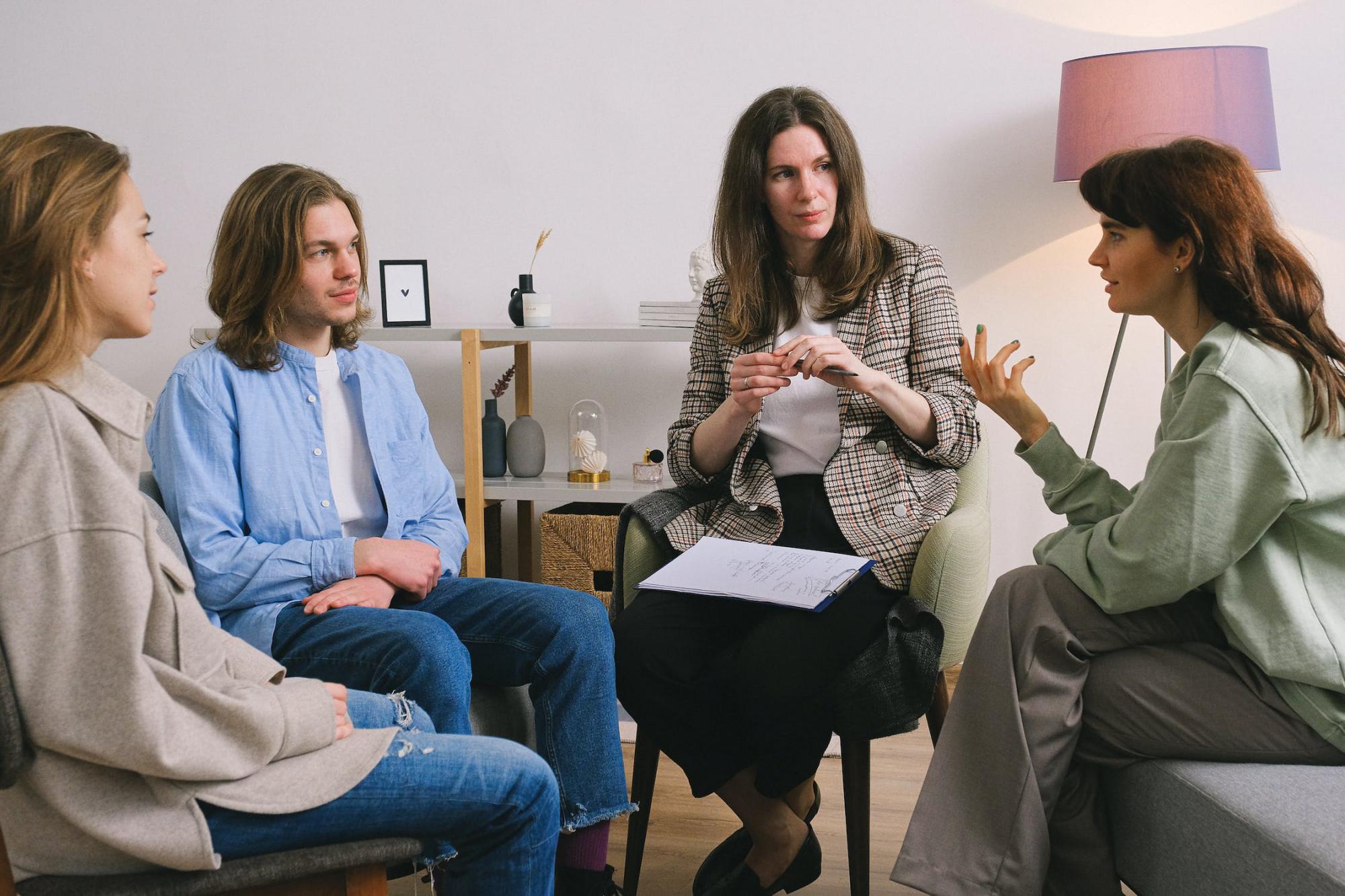 Het geestelijk gesprek of gesprek in de Geest is een mediterend uitwisselen over een concrete uitdaging waarbij de deelnemers tot nieuwe inzichten kunnen komen.