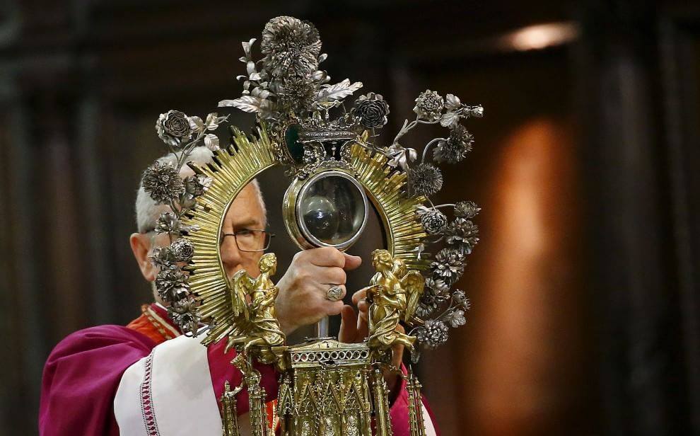 De relikiwie van Sint Januarius